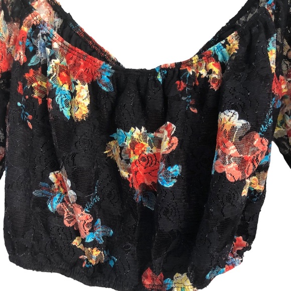 Love J. Floral Mesh Crotchet Crop SZ S - Picture 4 of 13